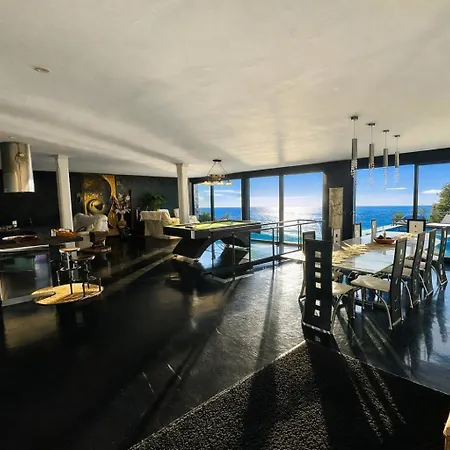 Villa le dauphin 4 étoiles vu Mer Villa Meschers-sur-Gironde