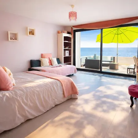 Villa le dauphin 4 étoiles vu Mer