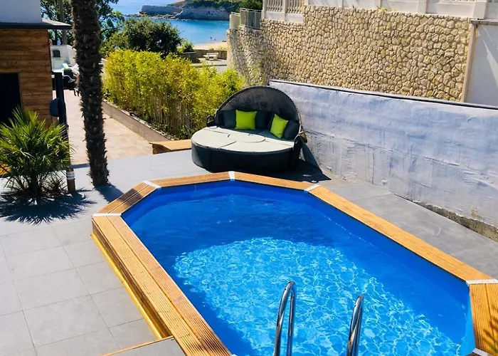 Le Dauphin 4 Etoiles Vu *