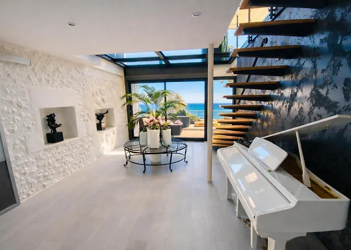 Le Dauphin 4 Etoiles Vu * Meschers-sur-Gironde