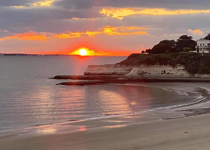 Le Dauphin 4 Etoiles Vu Villa